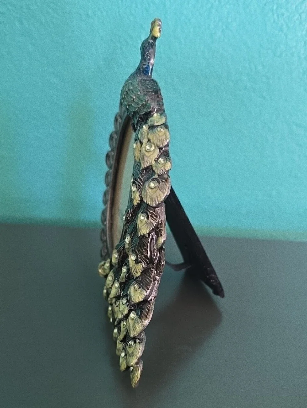 Pier 1 Green and Gold Peacock Oval Photo Frame 2.5